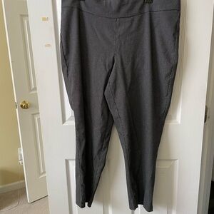 Dalia Black and White Textured Fabric pull on pants 18w